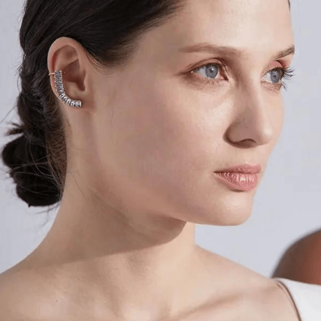 Brinco Ear Cuff de Zircônias